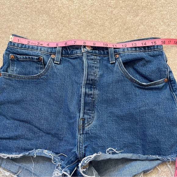 Levis Shorts Womens 32 Blue Denim Jean 501 Cut Off Button Fly High Rise Ladies - Picture 8 of 11